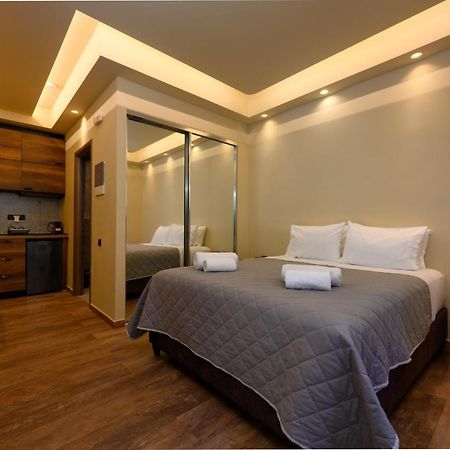 Seven Keys Luxury Suites Achílleion Buitenkant foto