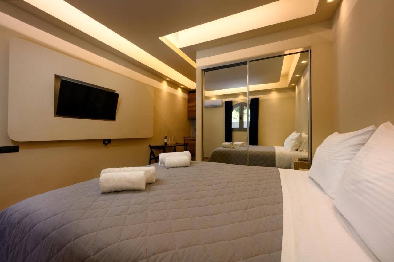 Seven Keys Luxury Suites Achílleion Buitenkant foto
