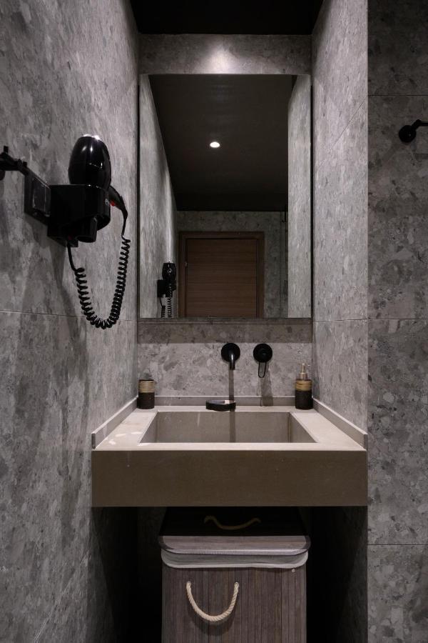 Seven Keys Luxury Suites Achílleion Buitenkant foto