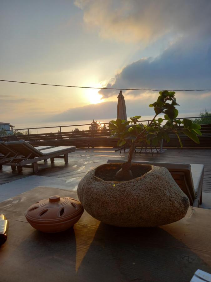 Seven Keys Luxury Suites Achílleion Buitenkant foto