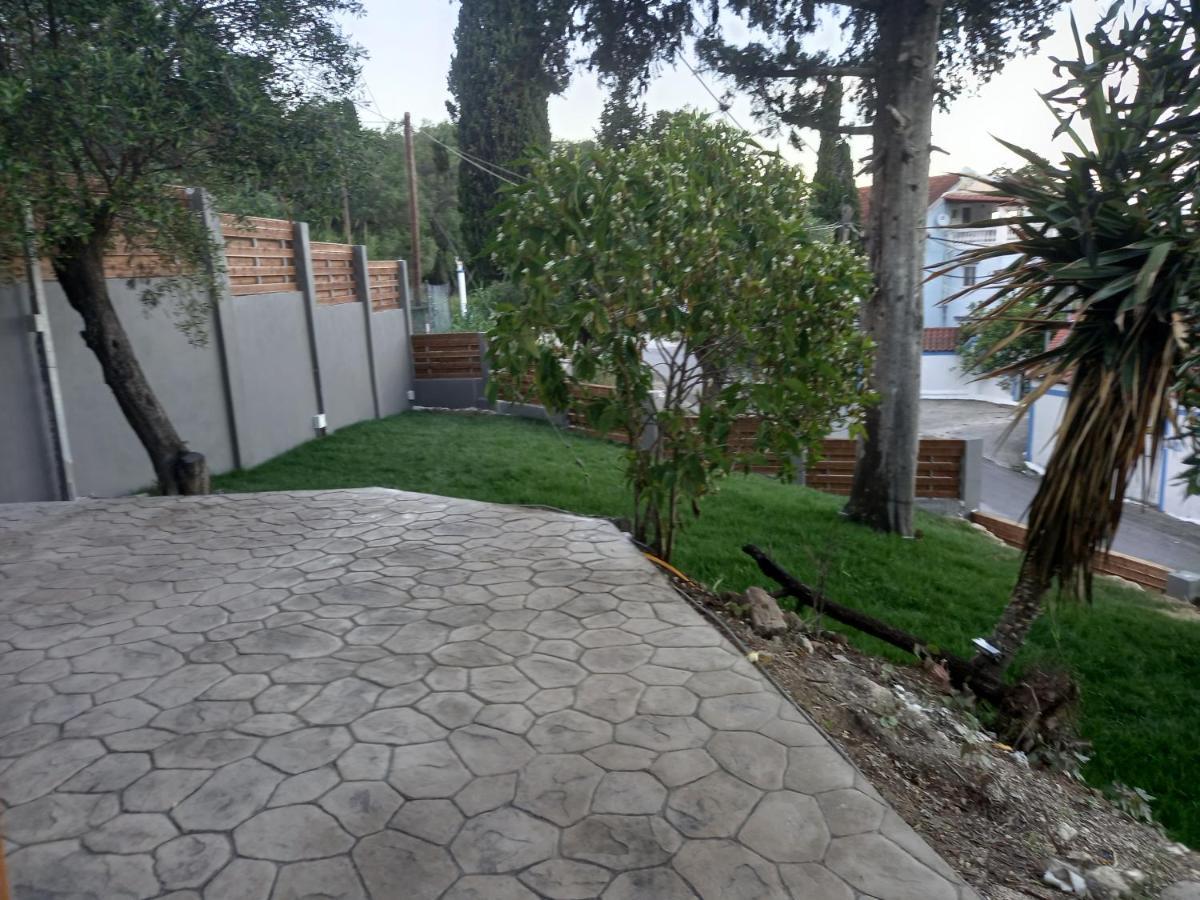 Seven Keys Luxury Suites Achílleion Buitenkant foto